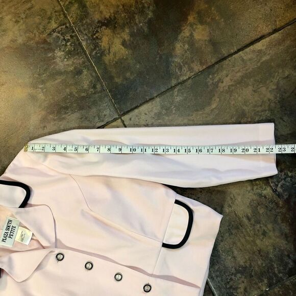 Plaza South Petite Women’s Barbie Pink Blazer Black Outline 10P - Picture 4 of 9
